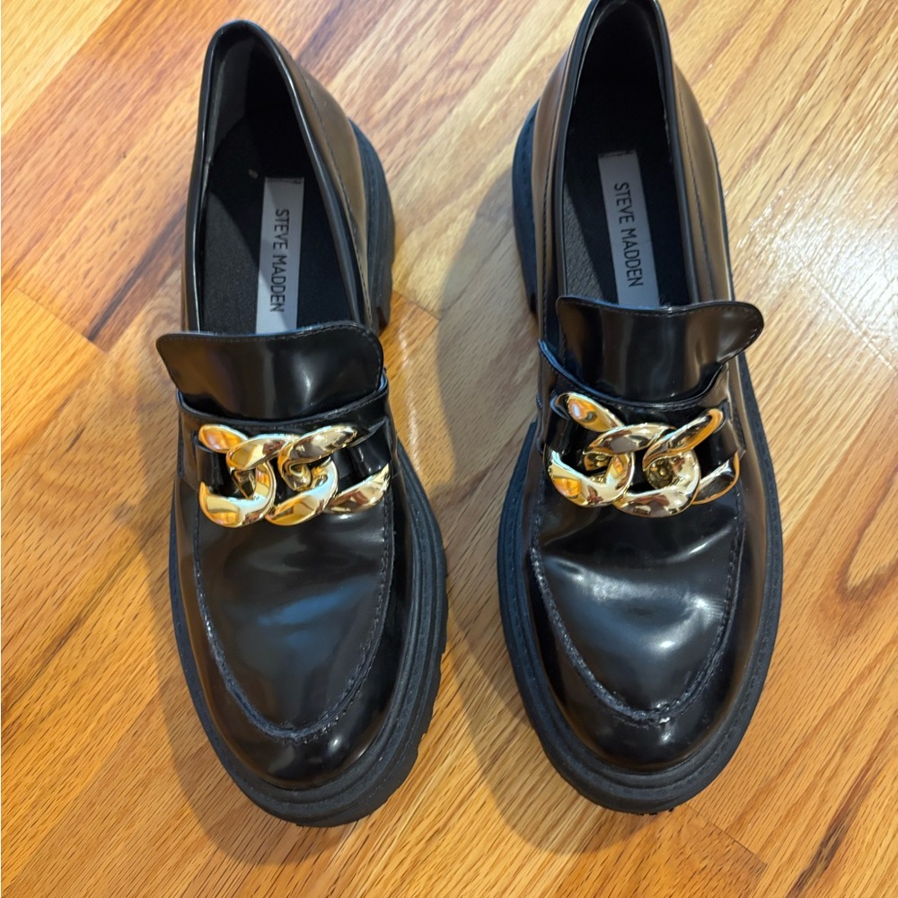 Steve Madden shiny Black Loafers with Gold Accent